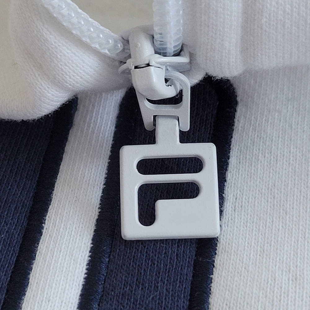 FILA | 1/4 Zip Big Logo EUC Cuffed White Pullover Sweatshirt Ladies Medium - Picture 4 of 12